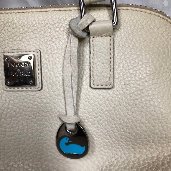 COPY - Dooney & Bourke bag - Picture 2 of 8